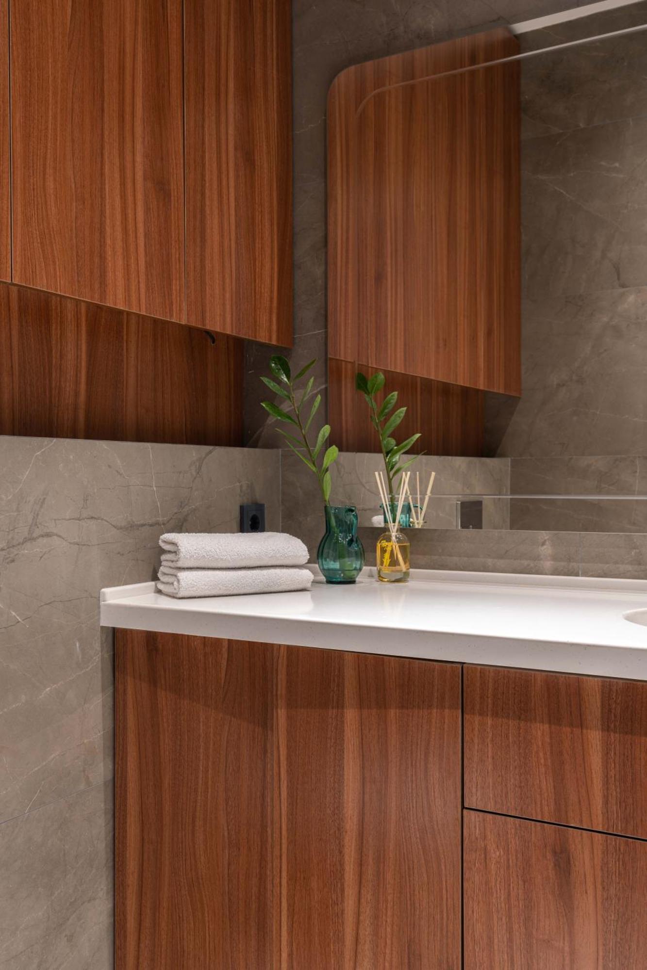 Oybek Nrg 48 I Stylish & Modern Apartment Ташкент Екстериор снимка